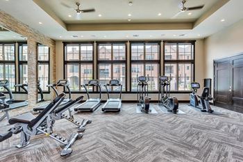Cardio Equipment| Axis Kessler Park Apartments